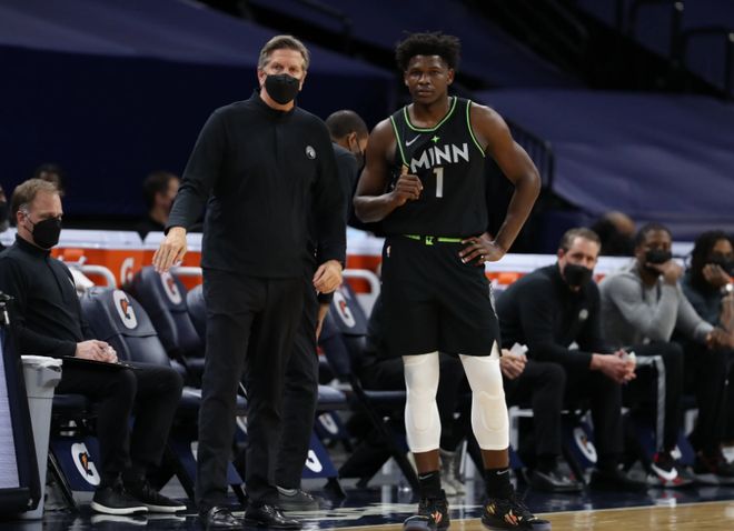 更是以她在 更是以她在