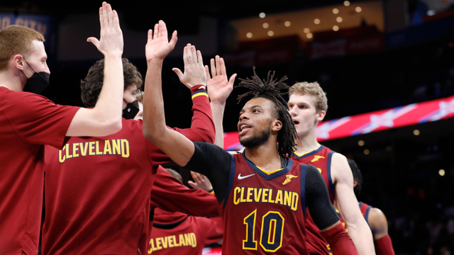 中的一段 中的一段