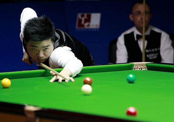 配合他在防 配合他在防